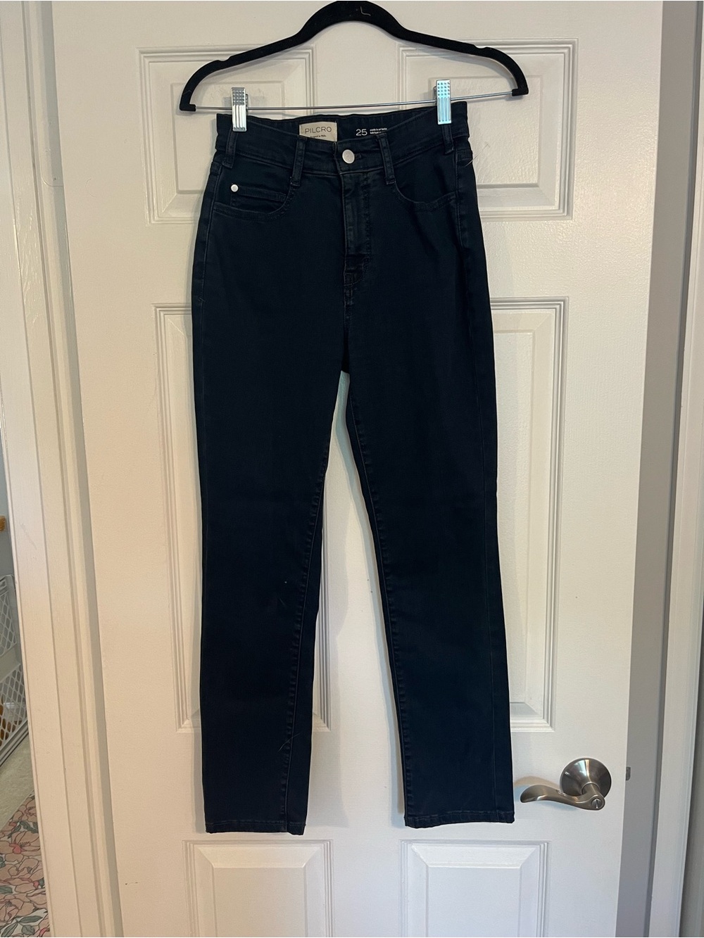 Like New Pilcro Dark Rinse Mid-Rise Straight Jeans